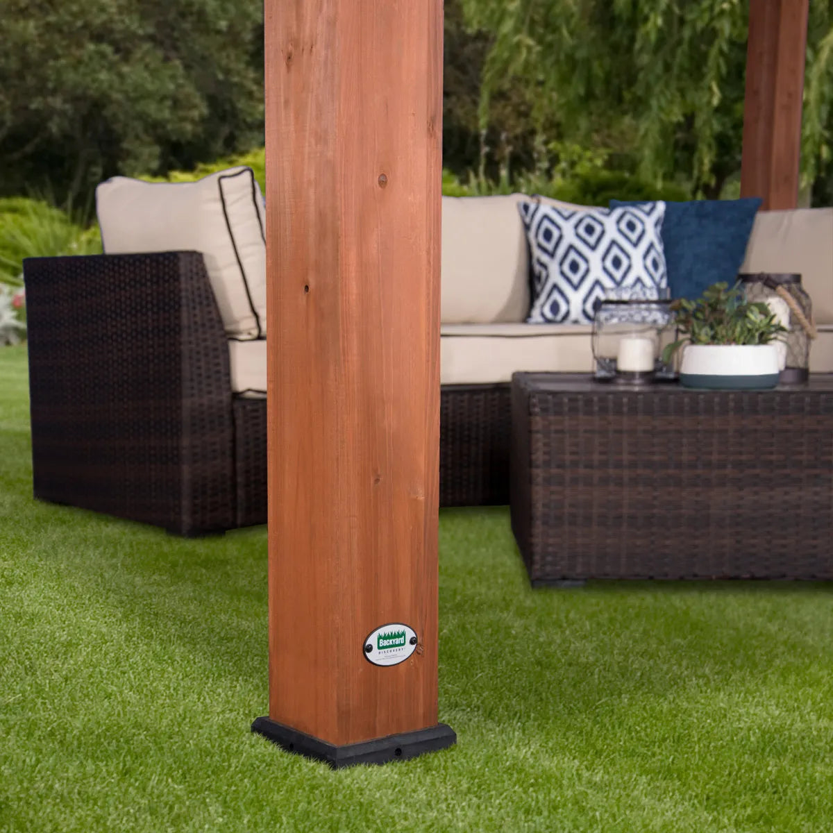 Backyard Discovery 100% Cedar Wood Garden Pergola