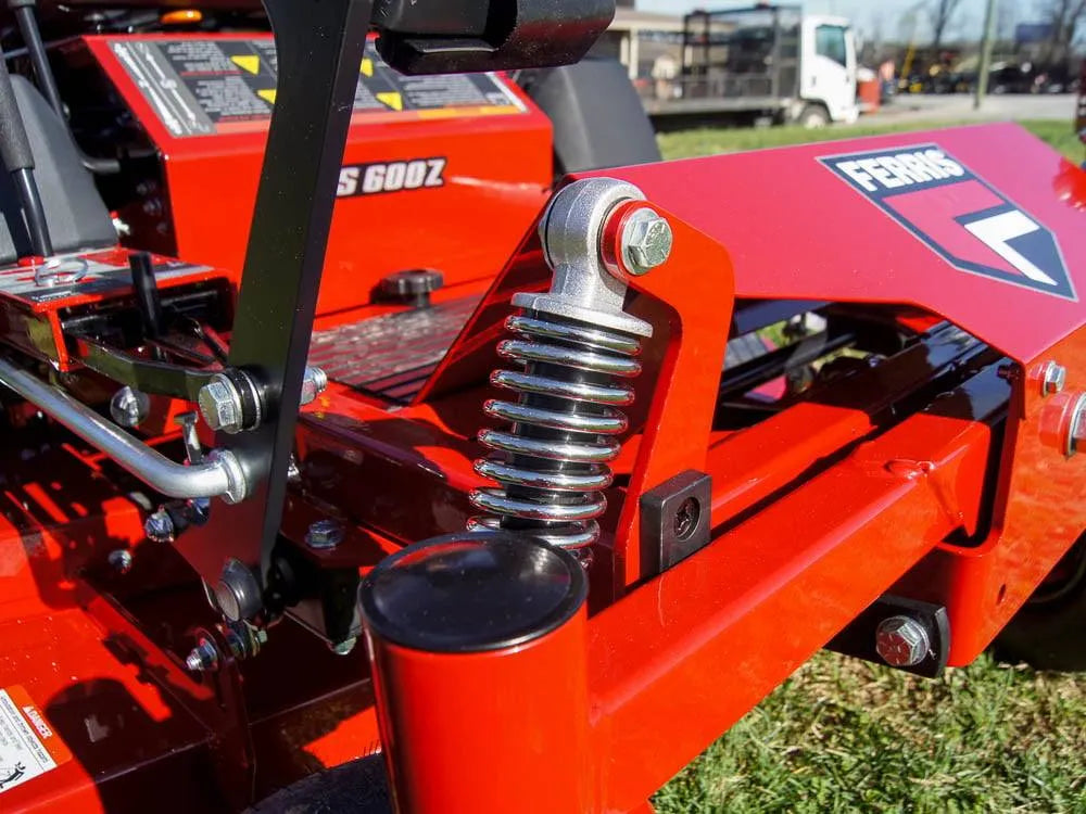 Ferris IS 600 25 HP Briggs & Stratton CXi Zero Turn Mower
