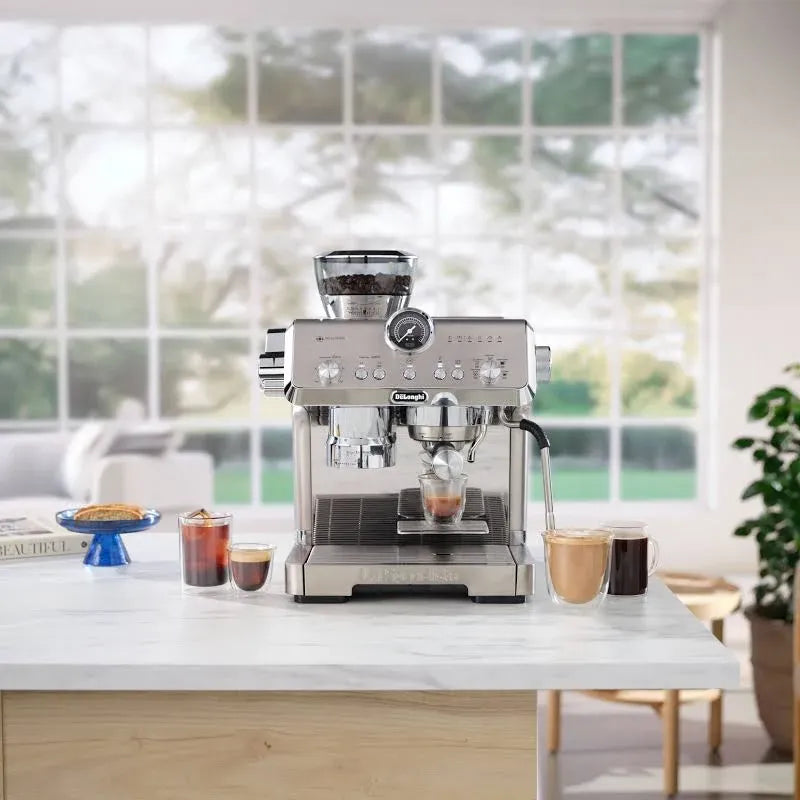 de Longhi La Specialista Opera Espresso Machine with Cold Brew